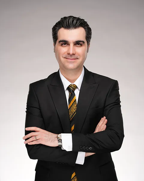 Sepehr Falahati, RCIC-IRB, founder of SEP Immigration
