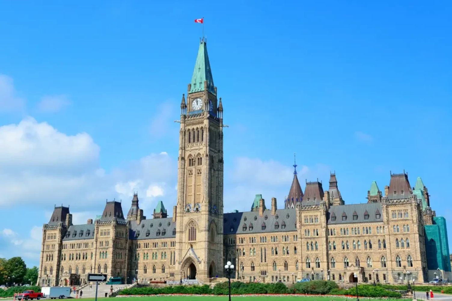 Parliament Hill building in Ottawa, Canada, under a clear blue sky" Let me know if you want variations focused on tourism, architecture, or education.