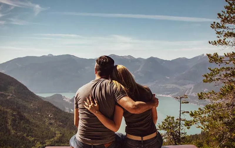 Spousal Sponsorship Canada | Eligibility & How-To Guide