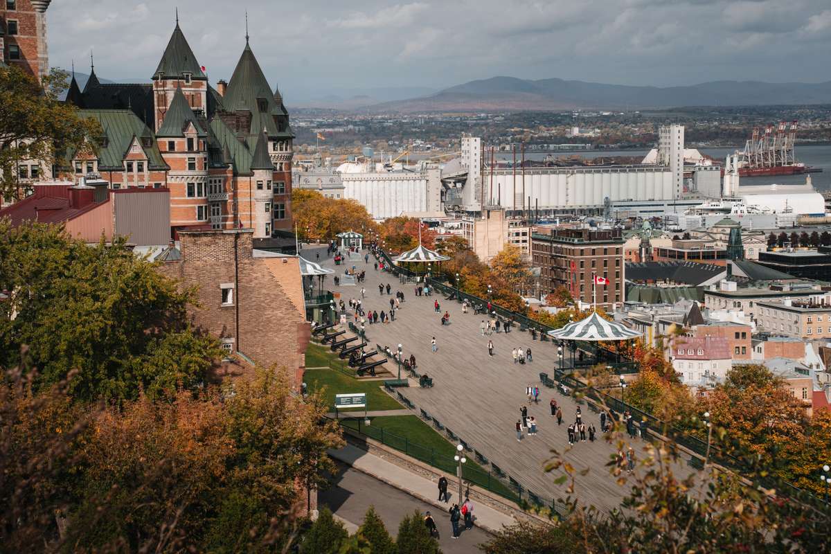 Elevated view of the Dufferin Terrace boardwalk and Chateau Frontenac in Quebec City.
