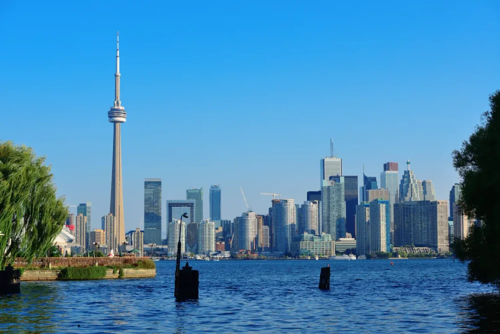 Toronto skyline view with CN Tower, representing Ontario’s initiatives to help immigrants work in their trained professions from outside Canada